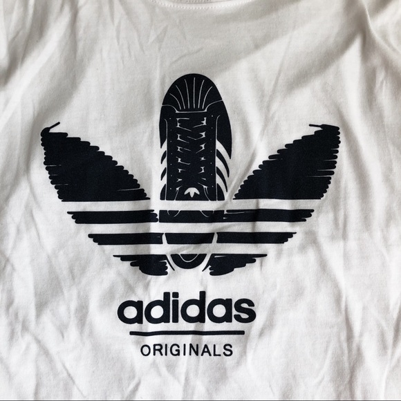 adidas originals white graphic tee • s - Picture 3 of 4